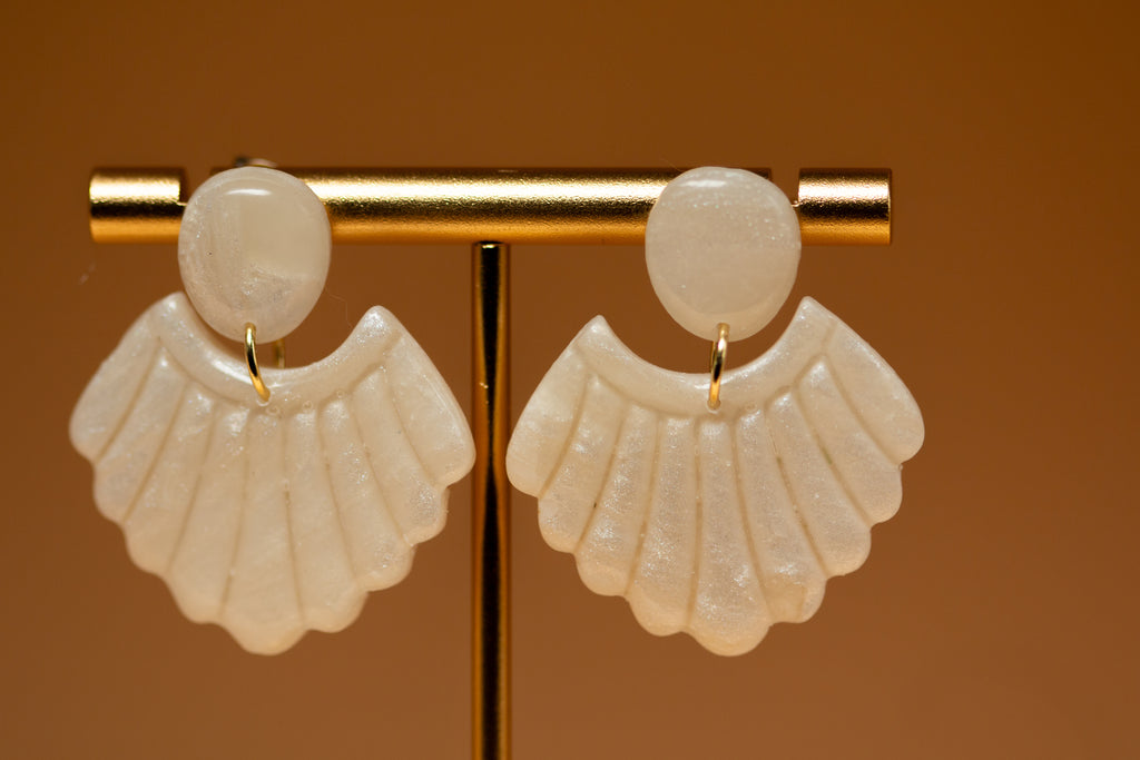 The Scallop Earrings